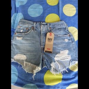Brand new Vintage Levi's 501 shorts size 24